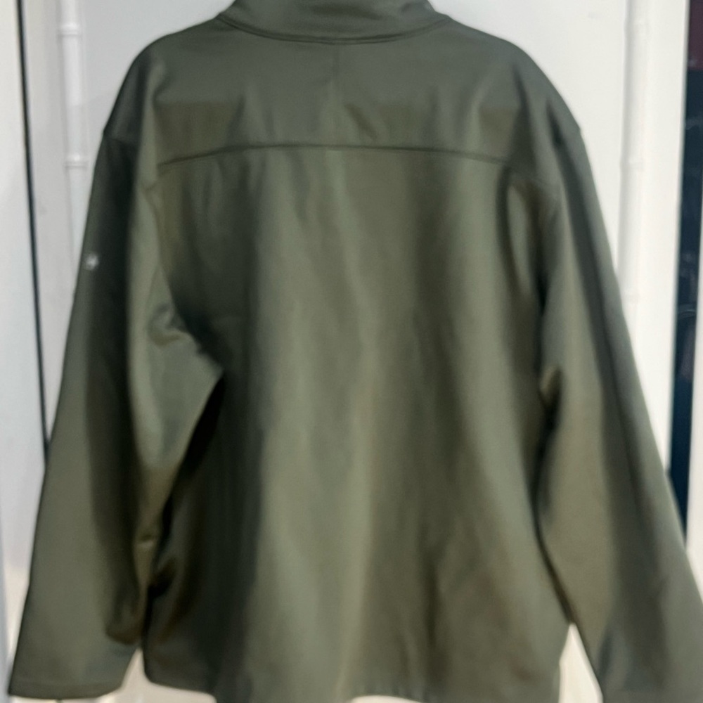Swiss Tech Olive Green Softshell Jacket - image 6